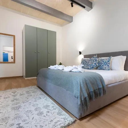 Collection - Felix *