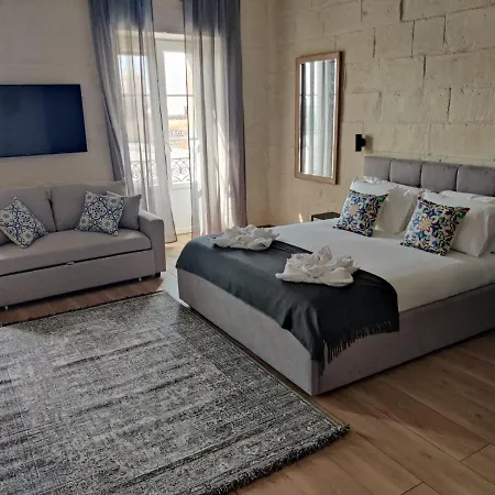 Collection - Felix Apartman Valletta