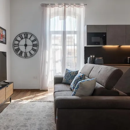 Collection - Felix Apartman Valletta