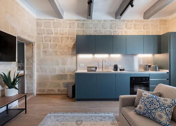 Collection - Felix La Valeta