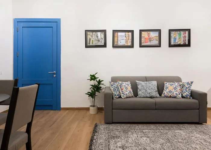 Collection - Felix La Valeta