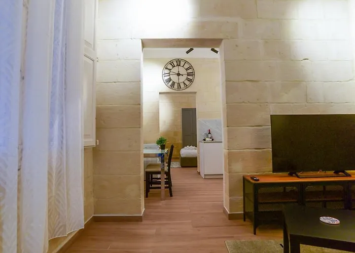 Collection - Felix La Valeta